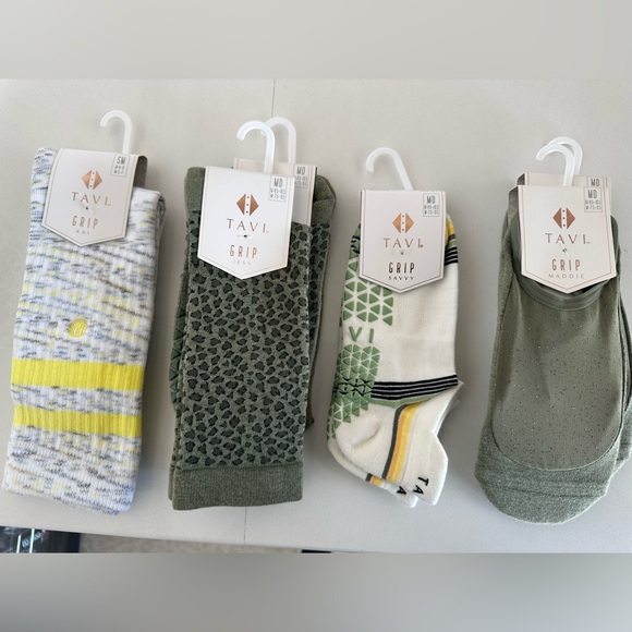 Women's Grip Socks - Brown and Purple - Picture 4 of 10